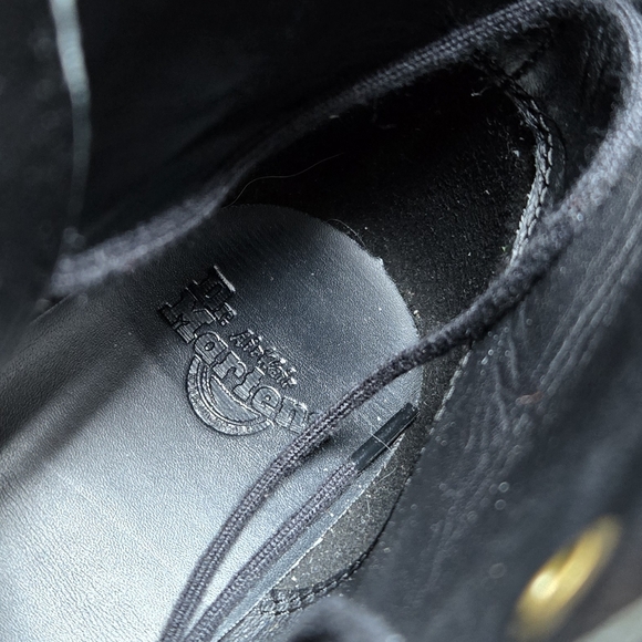 Dr. Martens Shriver Hi Gum Lug Platform Wyoming Black Leather Lace Up Sz 6 / 37 - Picture 11 of 14